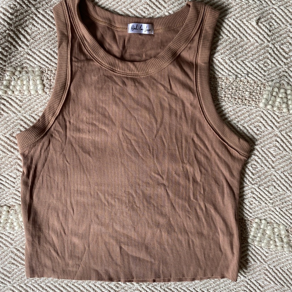 Ooh is luxe ribbed cropped tank